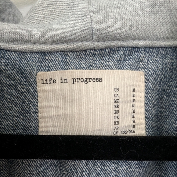 Life In Progress Hooded Jean Jacket Size M - Picture 4 of 6
